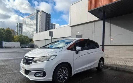 Honda Fit III, 2018 год, 1 250 000 рублей, 3 фотография
