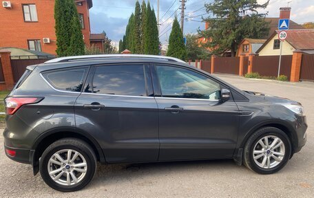 Ford Kuga III, 2018 год, 1 935 000 рублей, 3 фотография
