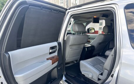 Toyota Sequoia II рестайлинг, 2009 год, 3 100 000 рублей, 8 фотография