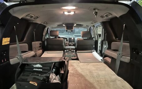 Toyota Sequoia II рестайлинг, 2009 год, 3 100 000 рублей, 15 фотография