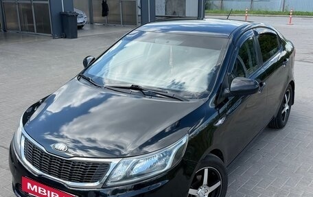 KIA Rio III рестайлинг, 2014 год, 780 000 рублей, 2 фотография