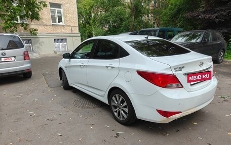 Hyundai Solaris II рестайлинг, 2014 год, 890 000 рублей, 4 фотография