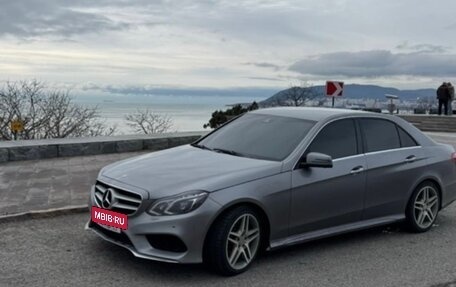 Mercedes-Benz E-Класс, 2013 год, 2 000 000 рублей, 2 фотография