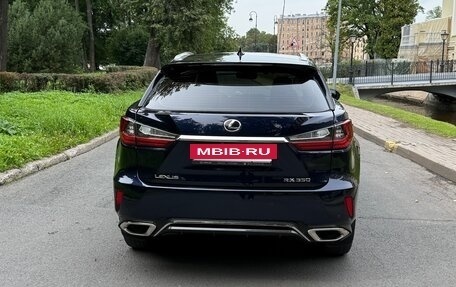 Lexus RX IV рестайлинг, 2017 год, 4 700 000 рублей, 6 фотография