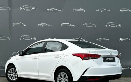 Hyundai Solaris II рестайлинг, 2021 год, 1 681 400 рублей, 4 фотография