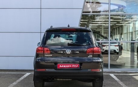 Volkswagen Tiguan I, 2015 год, 1 449 000 рублей, 4 фотография