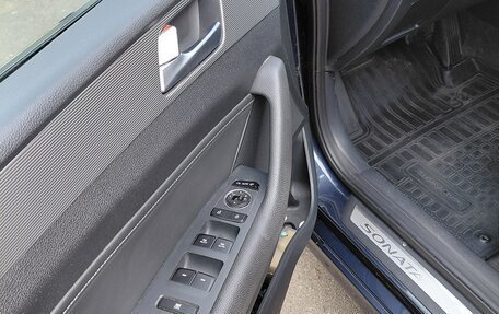 Hyundai Sonata VII, 2018 год, 1 900 000 рублей, 10 фотография