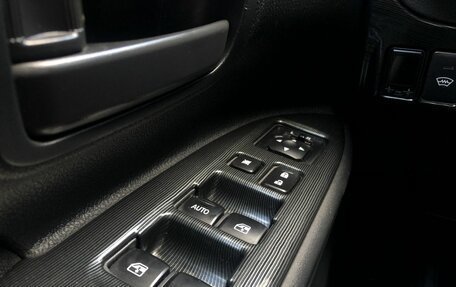 Mitsubishi Outlander III рестайлинг 3, 2016 год, 1 490 000 рублей, 13 фотография
