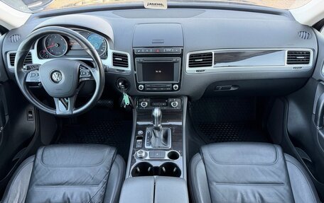 Volkswagen Touareg III, 2016 год, 2 500 000 рублей, 29 фотография