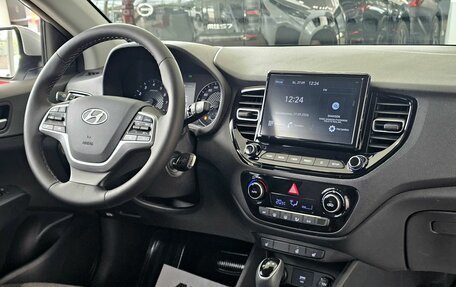 Hyundai Solaris II рестайлинг, 2020 год, 1 849 000 рублей, 17 фотография