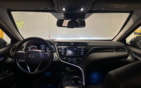 Toyota Camry, 2018 год, 4 490 000 рублей, 16 фотография