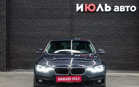 BMW 3 серия, 2017 год, 1 820 000 рублей, 3 фотография