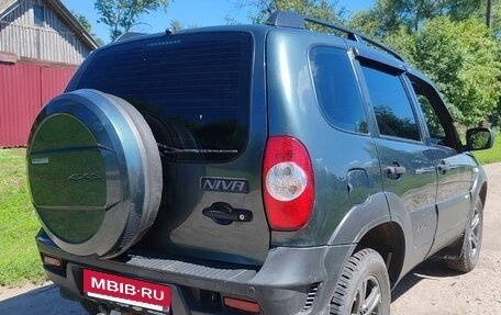 Chevrolet Niva I рестайлинг, 2018 год, 750 000 рублей, 5 фотография