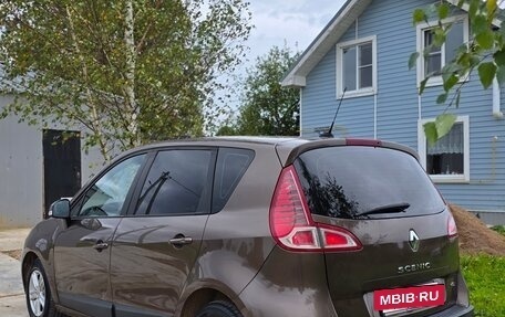 Renault Scenic III, 2010 год, 650 000 рублей, 4 фотография