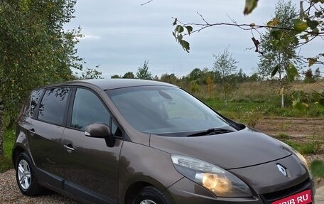 Renault Scenic III, 2010 год, 650 000 рублей, 8 фотография