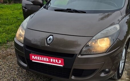 Renault Scenic III, 2010 год, 650 000 рублей, 18 фотография