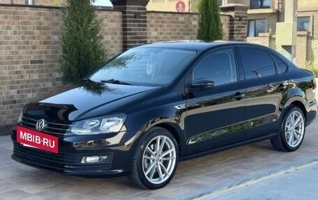 Volkswagen Polo VI (EU Market), 2019 год, 1 400 000 рублей, 2 фотография