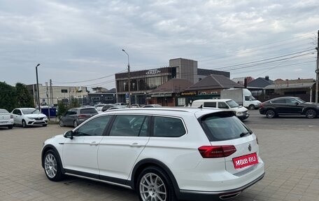 Volkswagen Passat B8 рестайлинг, 2017 год, 3 555 000 рублей, 3 фотография