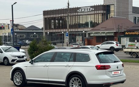 Volkswagen Passat B8 рестайлинг, 2017 год, 3 555 000 рублей, 11 фотография