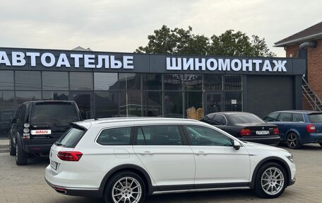 Volkswagen Passat B8 рестайлинг, 2017 год, 3 555 000 рублей, 15 фотография