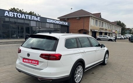 Volkswagen Passat B8 рестайлинг, 2017 год, 3 555 000 рублей, 5 фотография