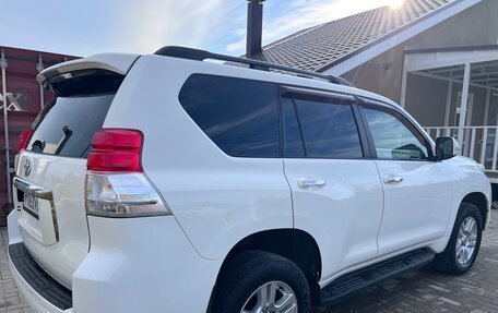 Toyota Land Cruiser Prado 150 рестайлинг 2, 2012 год, 3 049 000 рублей, 5 фотография