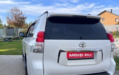 Toyota Land Cruiser Prado 150 рестайлинг 2, 2012 год, 3 049 000 рублей, 15 фотография