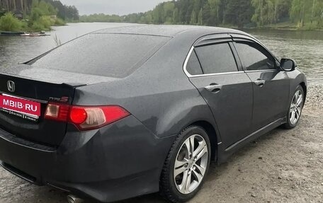 Honda Accord VIII рестайлинг, 2011 год, 1 000 000 рублей, 2 фотография