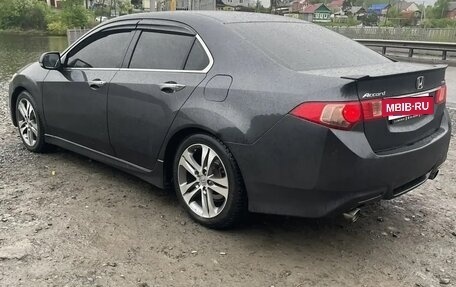Honda Accord VIII рестайлинг, 2011 год, 1 000 000 рублей, 3 фотография