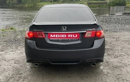 Honda Accord VIII рестайлинг, 2011 год, 1 000 000 рублей, 4 фотография
