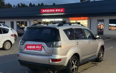Mitsubishi Outlander III рестайлинг 3, 2011 год, 595 000 рублей, 4 фотография
