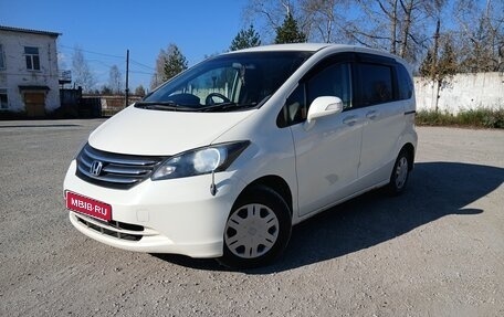 Honda Freed I, 2010 год, 750 000 рублей, 1 фотография