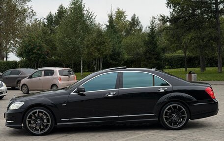 Mercedes-Benz S-Класс, 2011 год, 1 990 000 рублей, 3 фотография