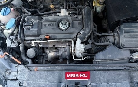 Volkswagen Jetta VI, 2011 год, 600 000 рублей, 8 фотография