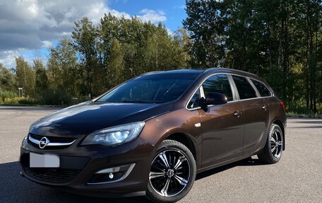 Opel Astra J, 2013 год, 770 000 рублей, 6 фотография