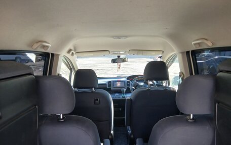 Honda Freed I, 2010 год, 750 000 рублей, 16 фотография