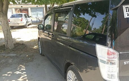 Honda Stepwgn IV, 2011 год, 650 000 рублей, 7 фотография