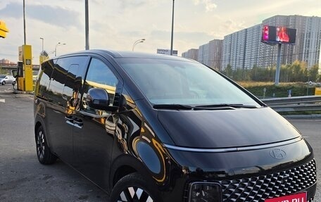 Hyundai Staria, 2024 год, 6 999 999 рублей, 3 фотография