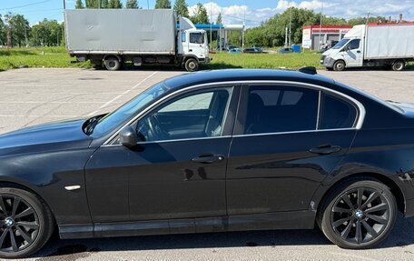 BMW 3 серия, 2011 год, 950 000 рублей, 1 фотография