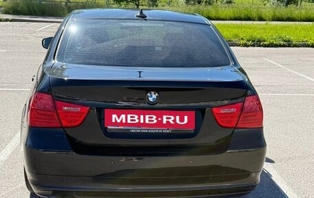 BMW 3 серия, 2011 год, 950 000 рублей, 3 фотография