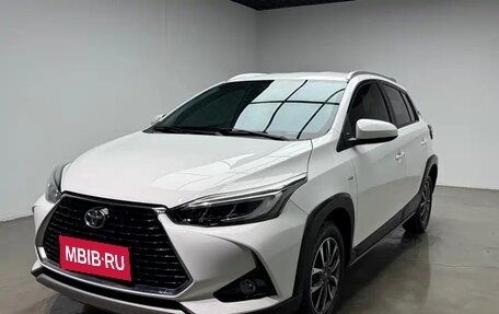 Toyota Yaris XP150 рестайлинг, 2022 год, 1 407 007 рублей, 1 фотография