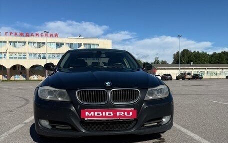 BMW 3 серия, 2011 год, 950 000 рублей, 19 фотография