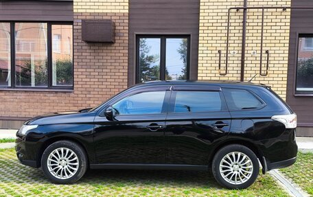 Mitsubishi Outlander III рестайлинг 3, 2013 год, 1 220 000 рублей, 12 фотография