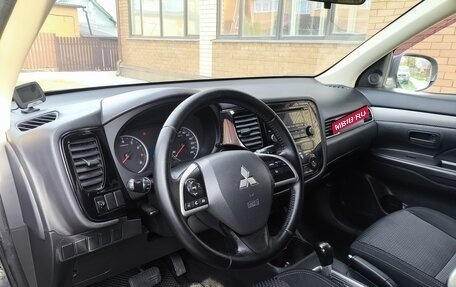 Mitsubishi Outlander III рестайлинг 3, 2013 год, 1 220 000 рублей, 18 фотография