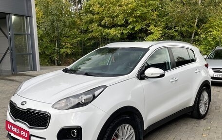 KIA Sportage IV рестайлинг, 2018 год, 1 980 000 рублей, 2 фотография