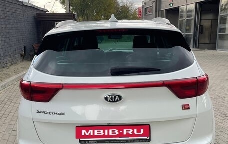 KIA Sportage IV рестайлинг, 2018 год, 1 980 000 рублей, 6 фотография