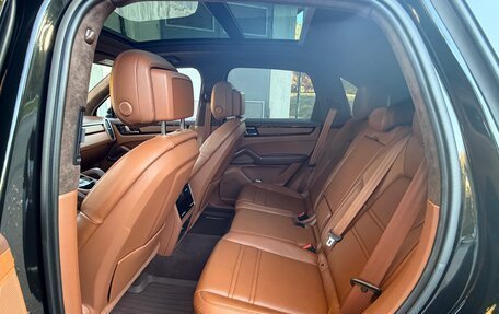 Porsche Cayenne III, 2022 год, 13 500 000 рублей, 15 фотография