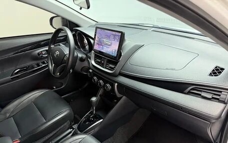 Toyota Yaris XP150 рестайлинг, 2022 год, 1 407 007 рублей, 16 фотография