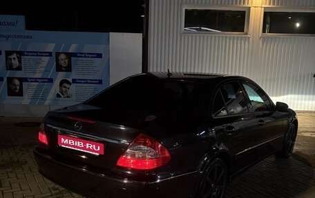 Mercedes-Benz E-Класс, 2007 год, 950 000 рублей, 4 фотография