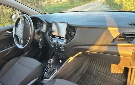 Hyundai Solaris II рестайлинг, 2022 год, 1 730 000 рублей, 12 фотография